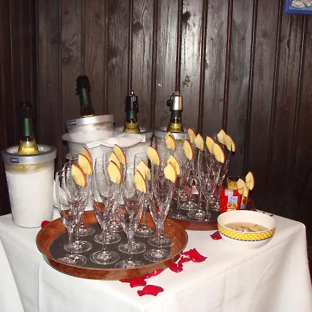 Und Gasthof Oltmanns Hotel Friedeburg (Lower Saxony)